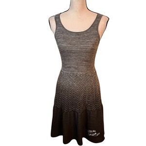 Gray and Black Fit and Flare Midi Sleeveless Dress with Scoop Neck Sz-S